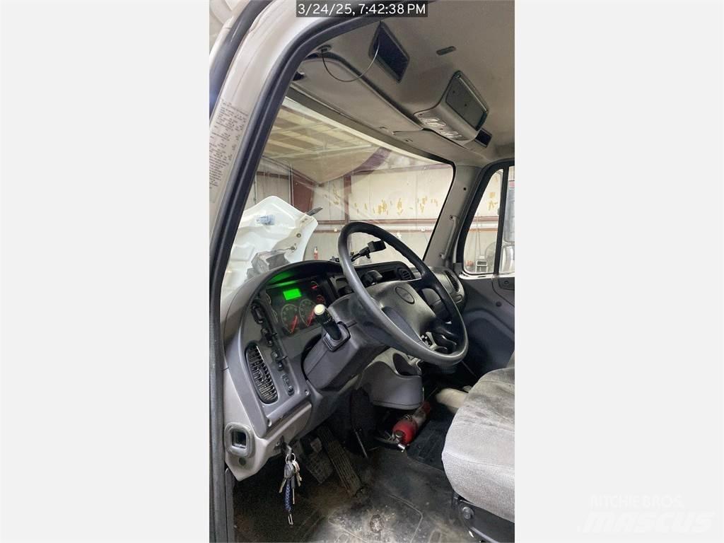 Freightliner M2 Φορτηγά Ψυγεία