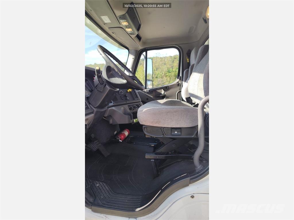 Freightliner M2 Φορτηγά Ψυγεία