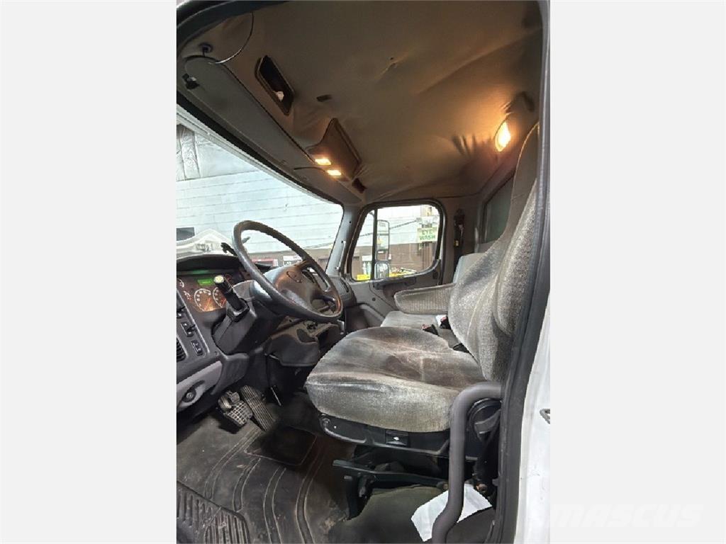 Freightliner M2 Φορτηγά Ψυγεία