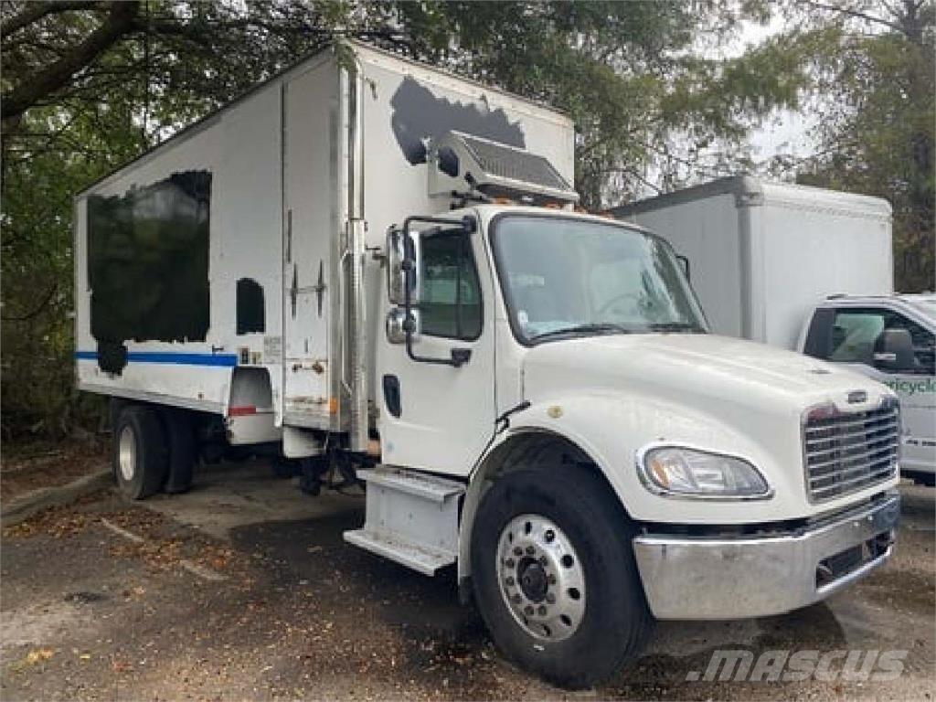Freightliner M2-106 Φορτηγά Κόφα