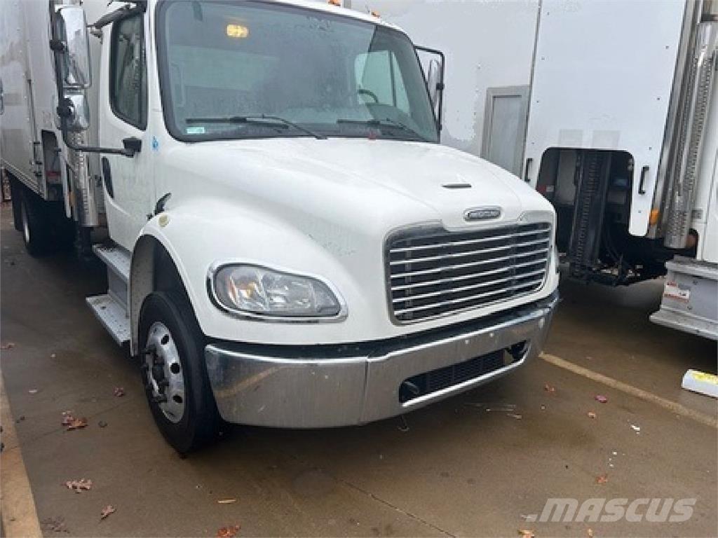 Freightliner M2-106 Φορτηγά Κόφα