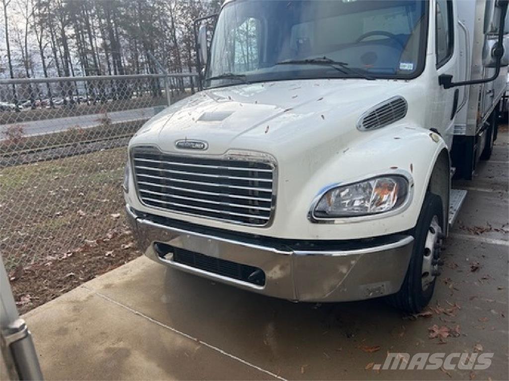 Freightliner M2-106 Φορτηγά Κόφα