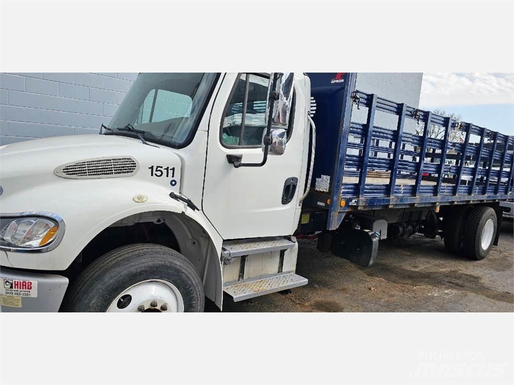 Freightliner M2 106 Φορτηγά Kαρότσα με ανοιγόμενα πλαϊνά