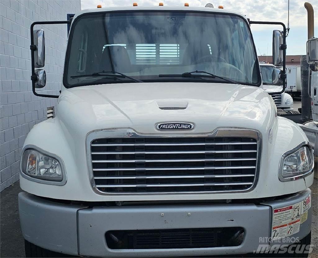 Freightliner M2 106 Φορτηγά Kαρότσα με ανοιγόμενα πλαϊνά