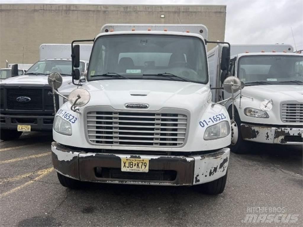 Freightliner M2106 Φορτηγά μεταφοράς ποτών
