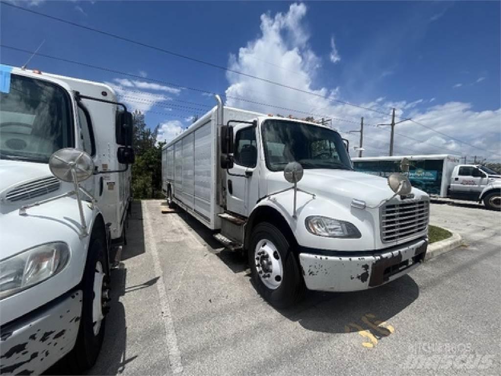 Freightliner M2106 Φορτηγά μεταφοράς ποτών