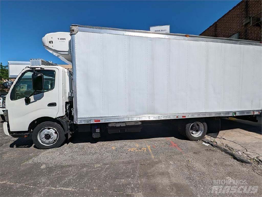 Hino 195 Φορτηγά Ψυγεία