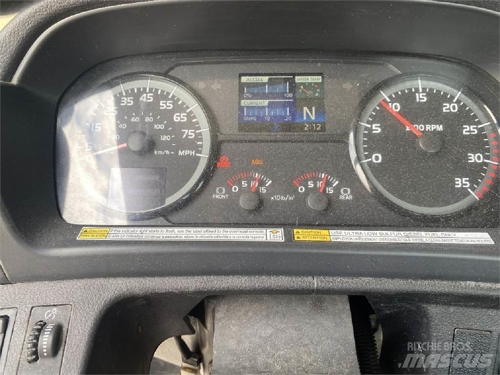 Hino 338 Φορτηγά Σασί