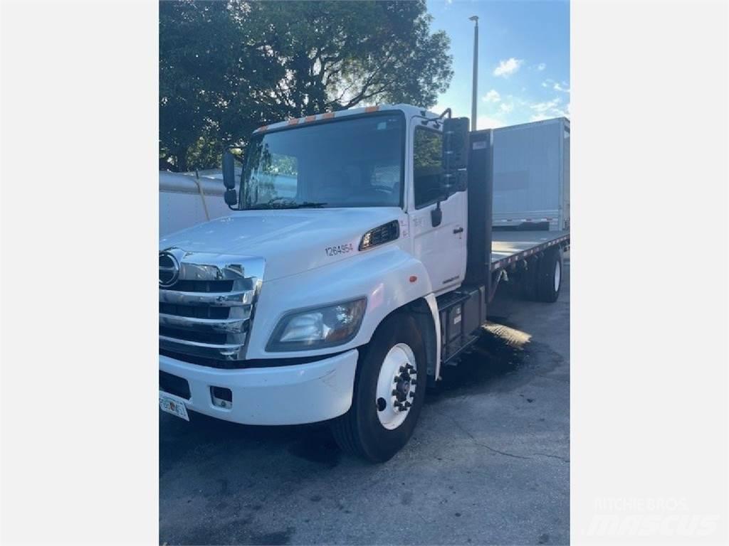 Hino 338 Φορτηγά Kαρότσα με ανοιγόμενα πλαϊνά