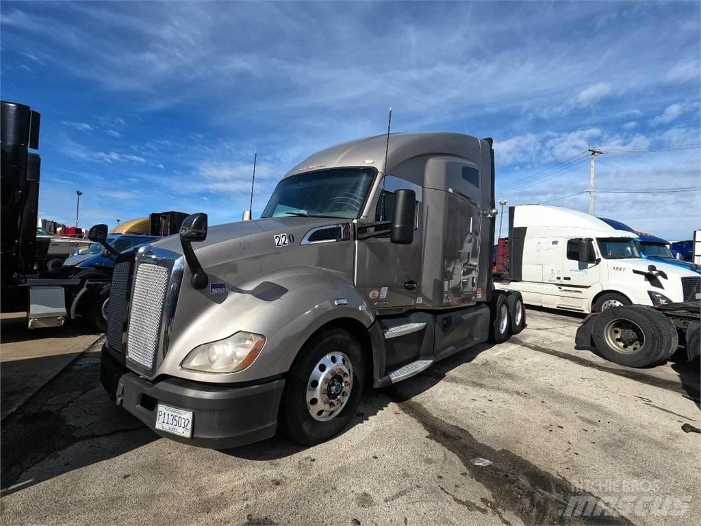 Kenworth T680 Τράκτορες
