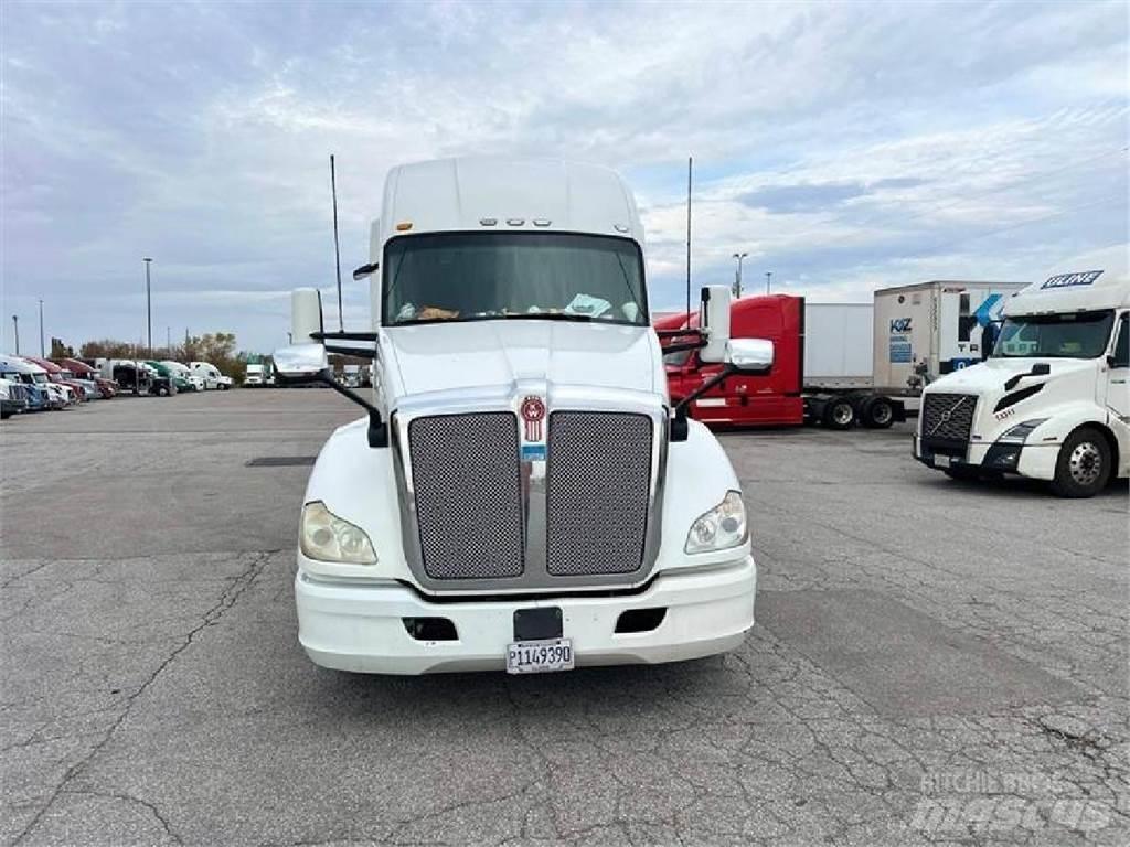 Kenworth T680 Τράκτορες