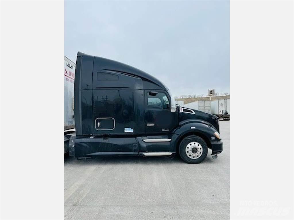 Kenworth T680 Τράκτορες