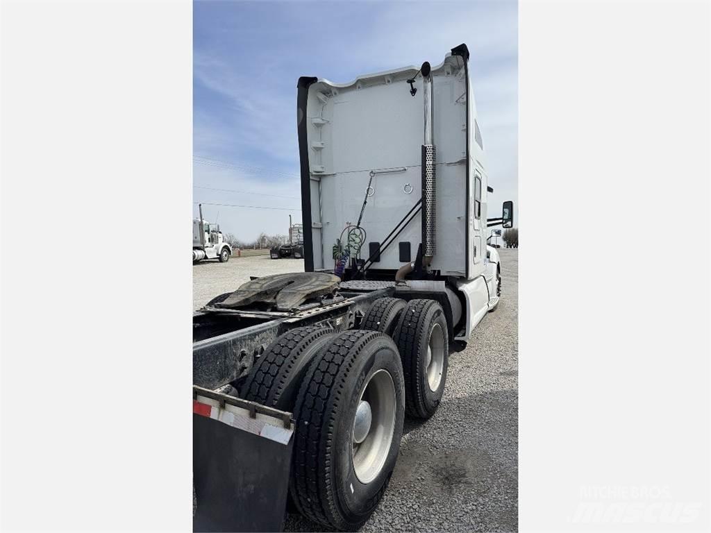 Kenworth T680 Τράκτορες