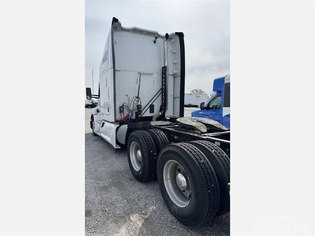 Kenworth T680 Τράκτορες