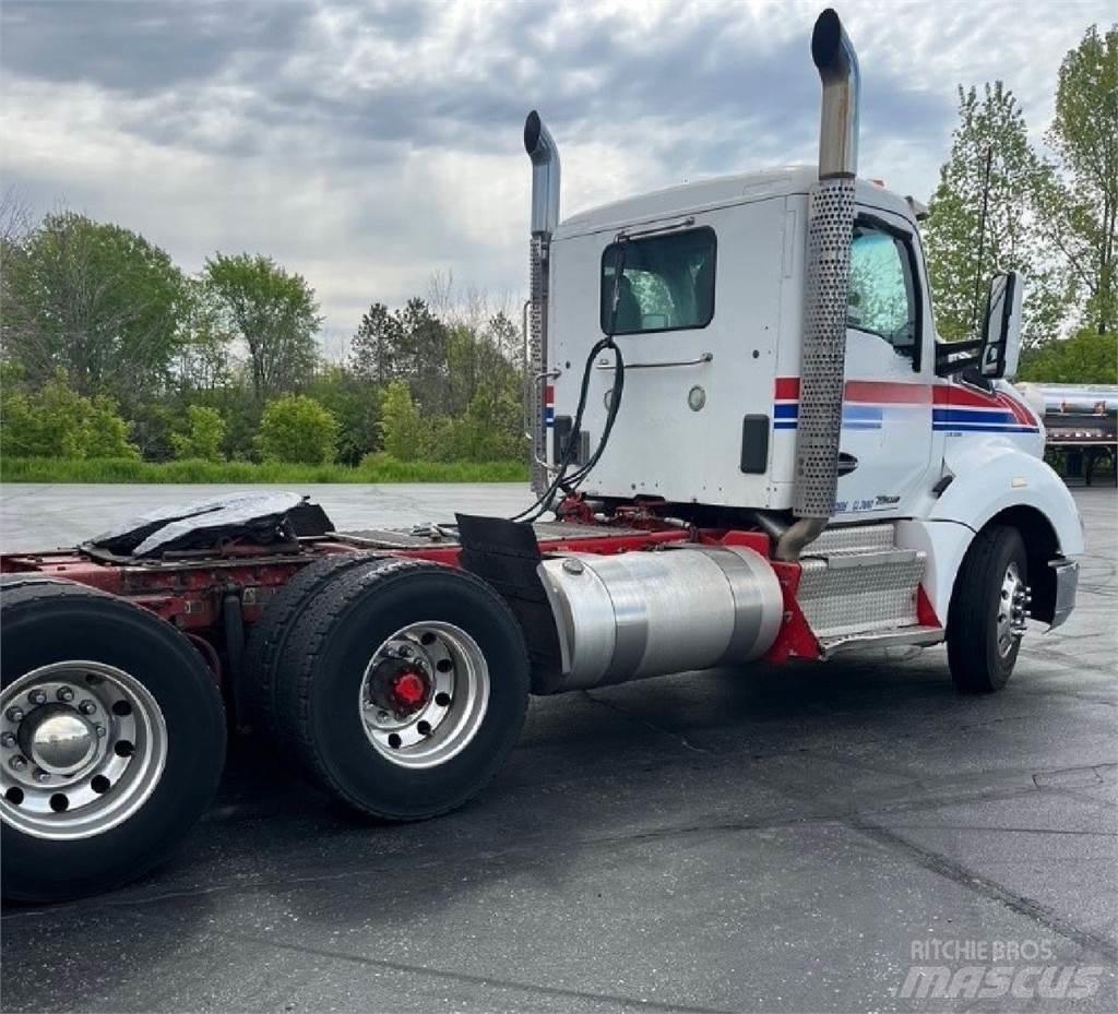 Kenworth T680 Τράκτορες