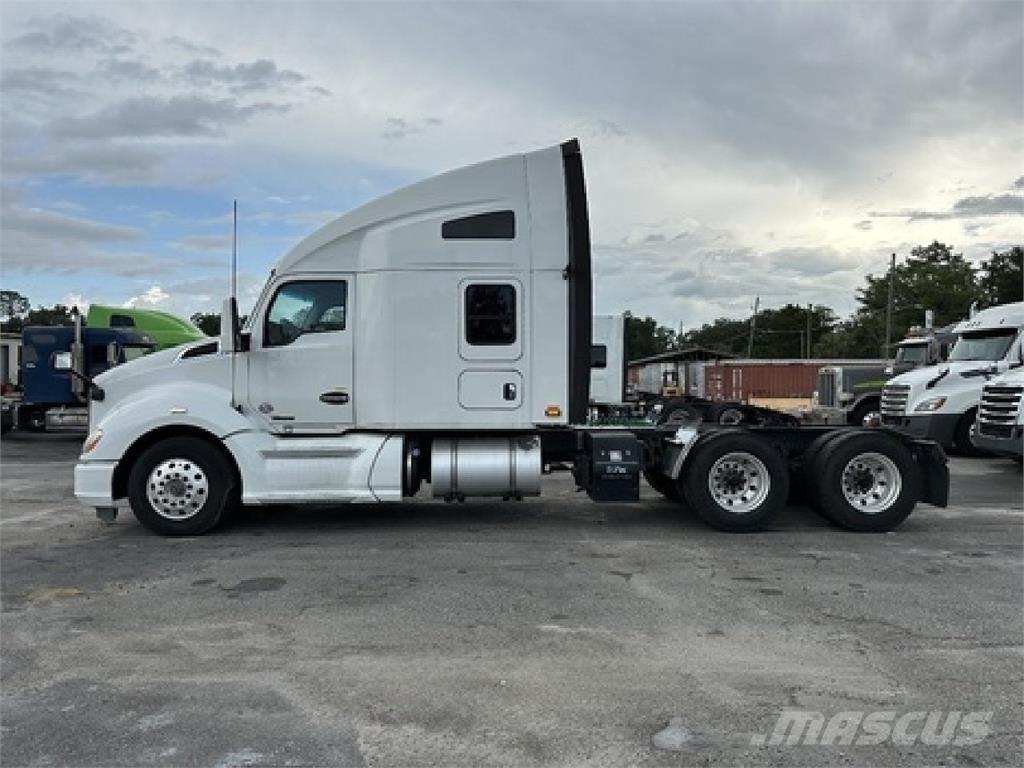 Kenworth T680 Τράκτορες