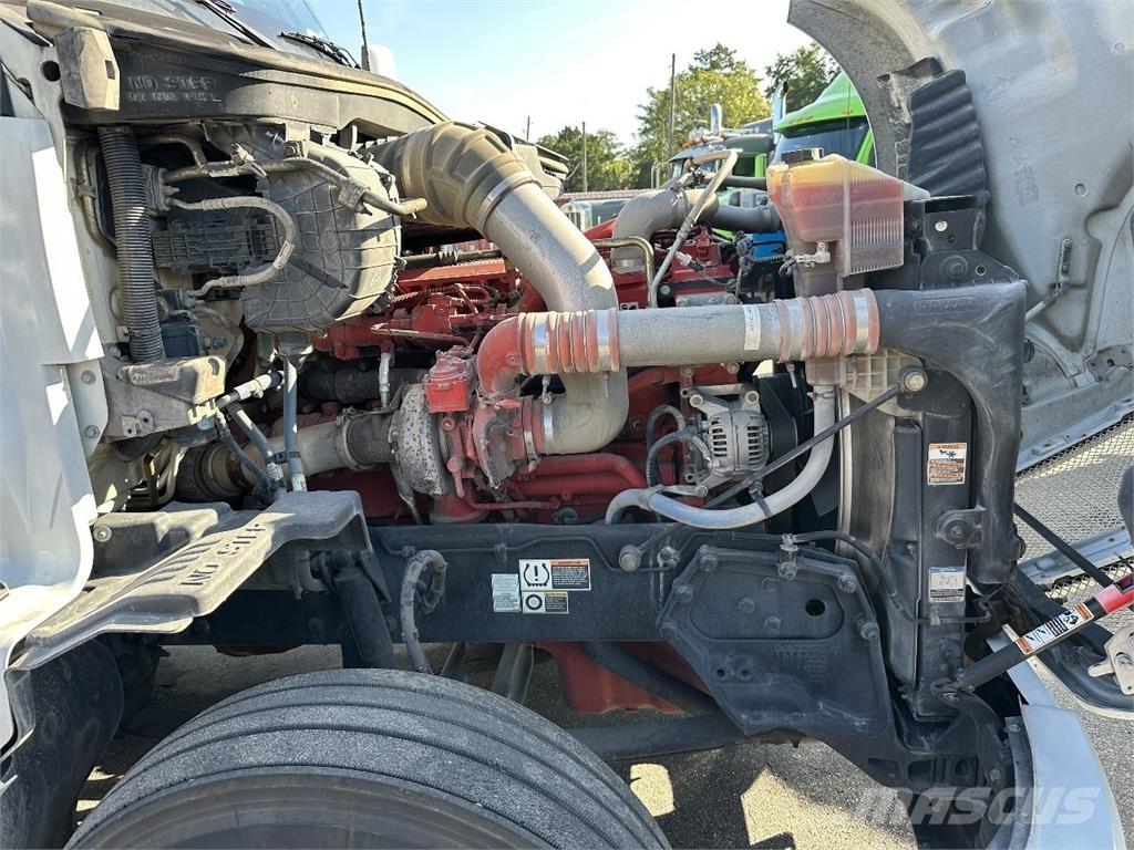 Kenworth T680 Τράκτορες