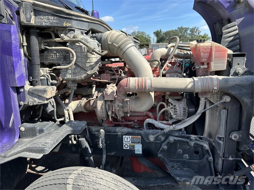 Kenworth T680 Τράκτορες