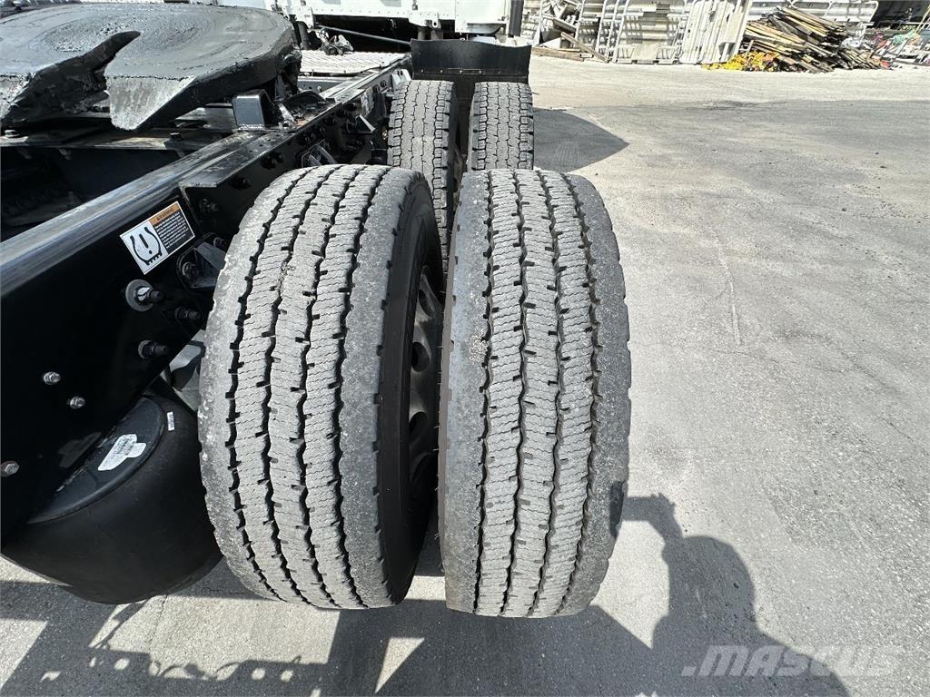 Kenworth T680 Τράκτορες