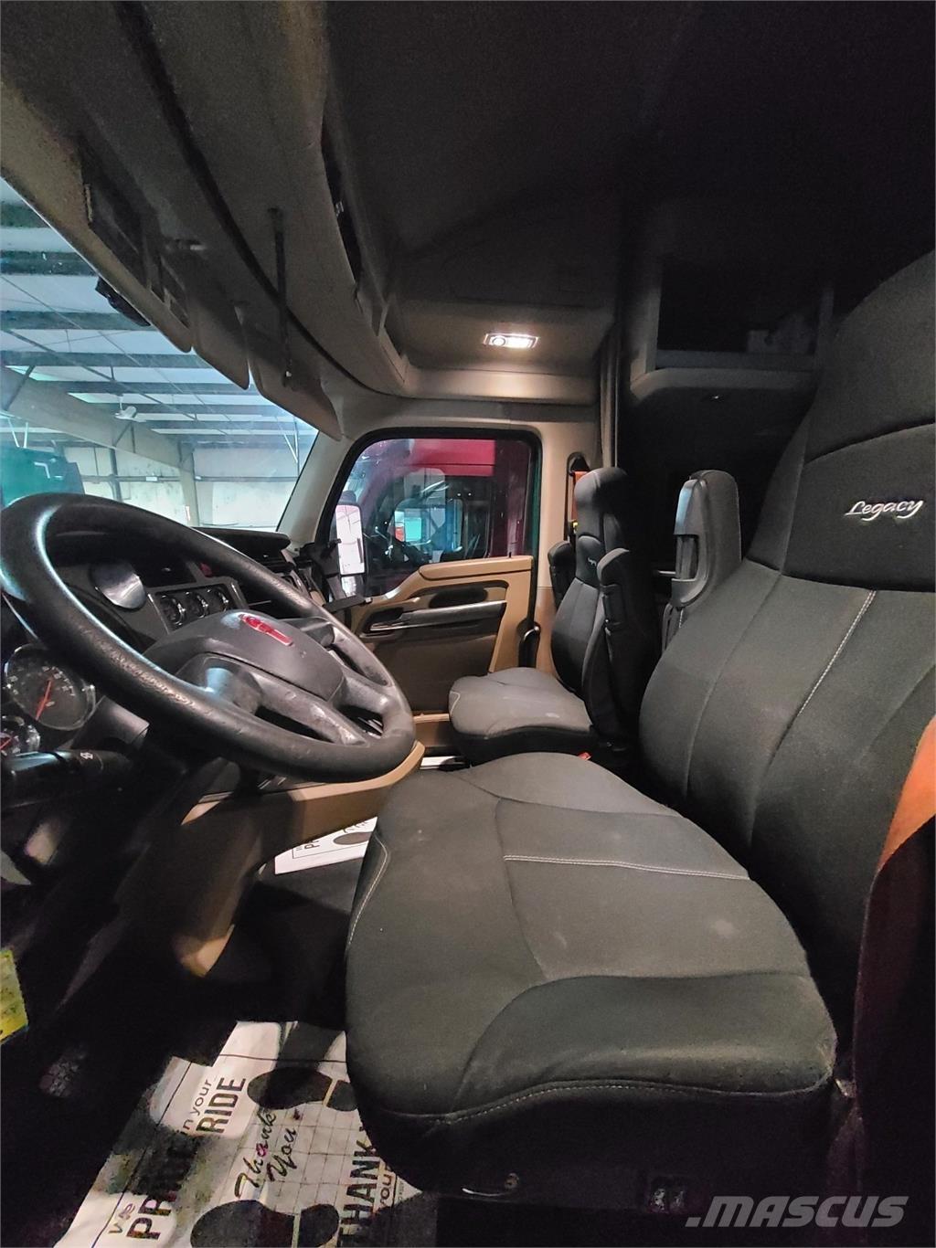 Kenworth T680 Τράκτορες