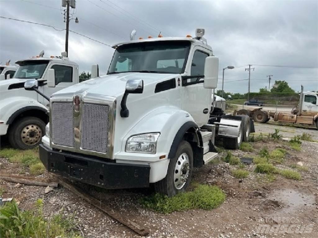 Kenworth T880 Τράκτορες