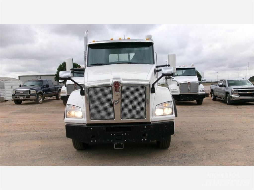 Kenworth T880 Τράκτορες
