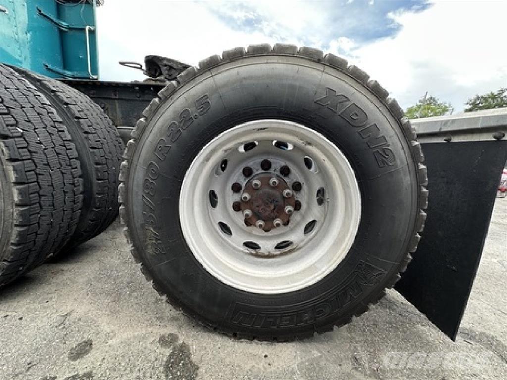 Peterbilt 379 Τράκτορες