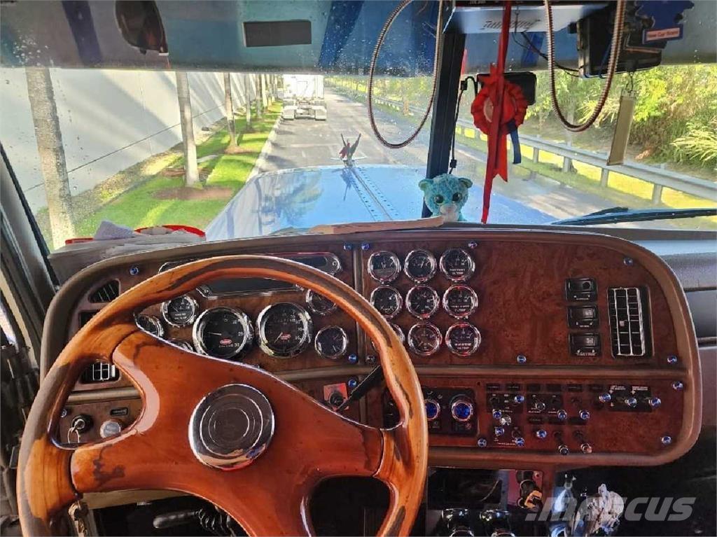 Peterbilt 379EXHD Τράκτορες