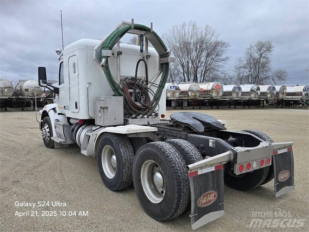 Peterbilt 567 Τράκτορες