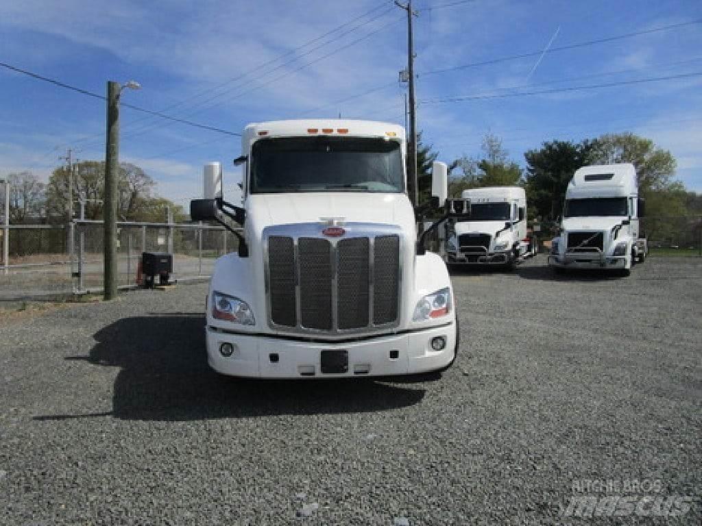 Peterbilt 579 Τράκτορες