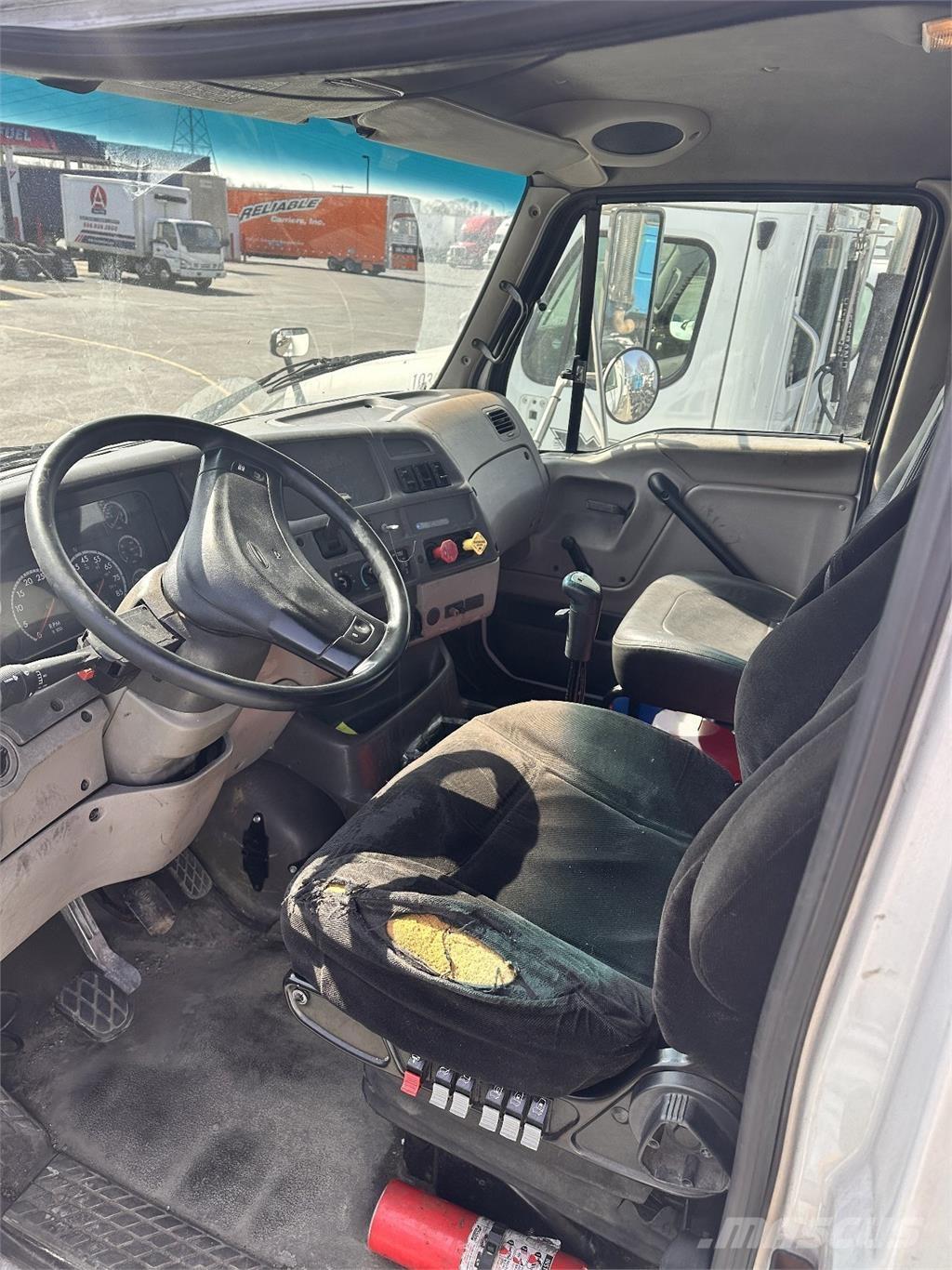 Sterling A9500 Τράκτορες