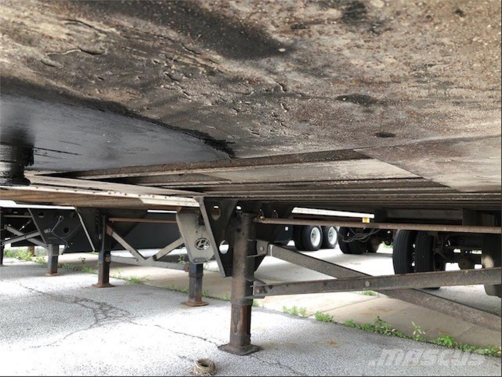 Utility VS1RA 28' Ημιρυμούλκες ψυγείο