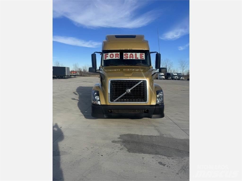 Volvo VNL 780 Τράκτορες