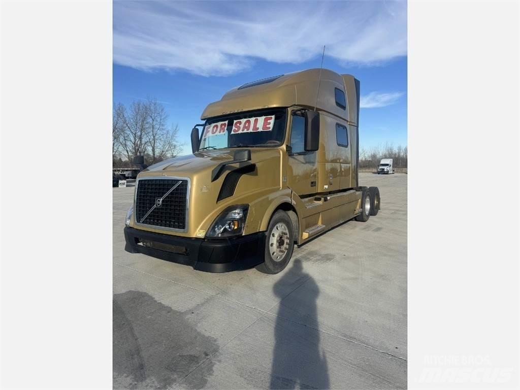 Volvo VNL 780 Τράκτορες