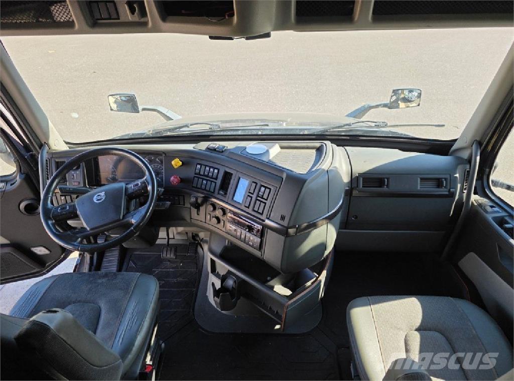 Volvo VNL64T860 Τράκτορες