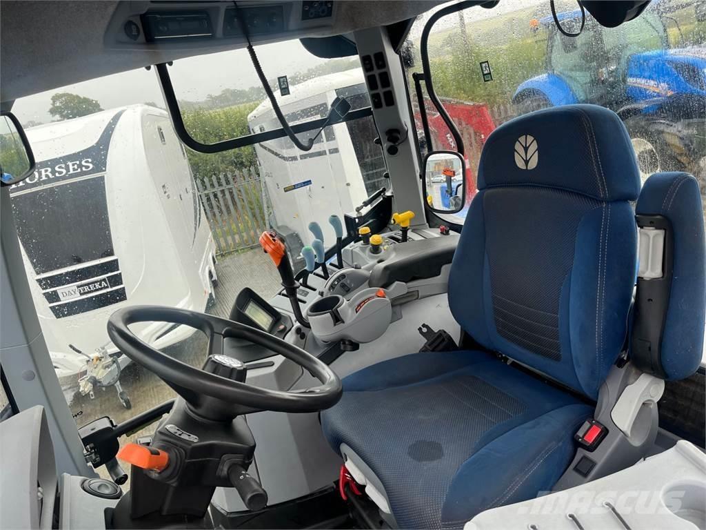 New Holland T7.210 Τρακτέρ