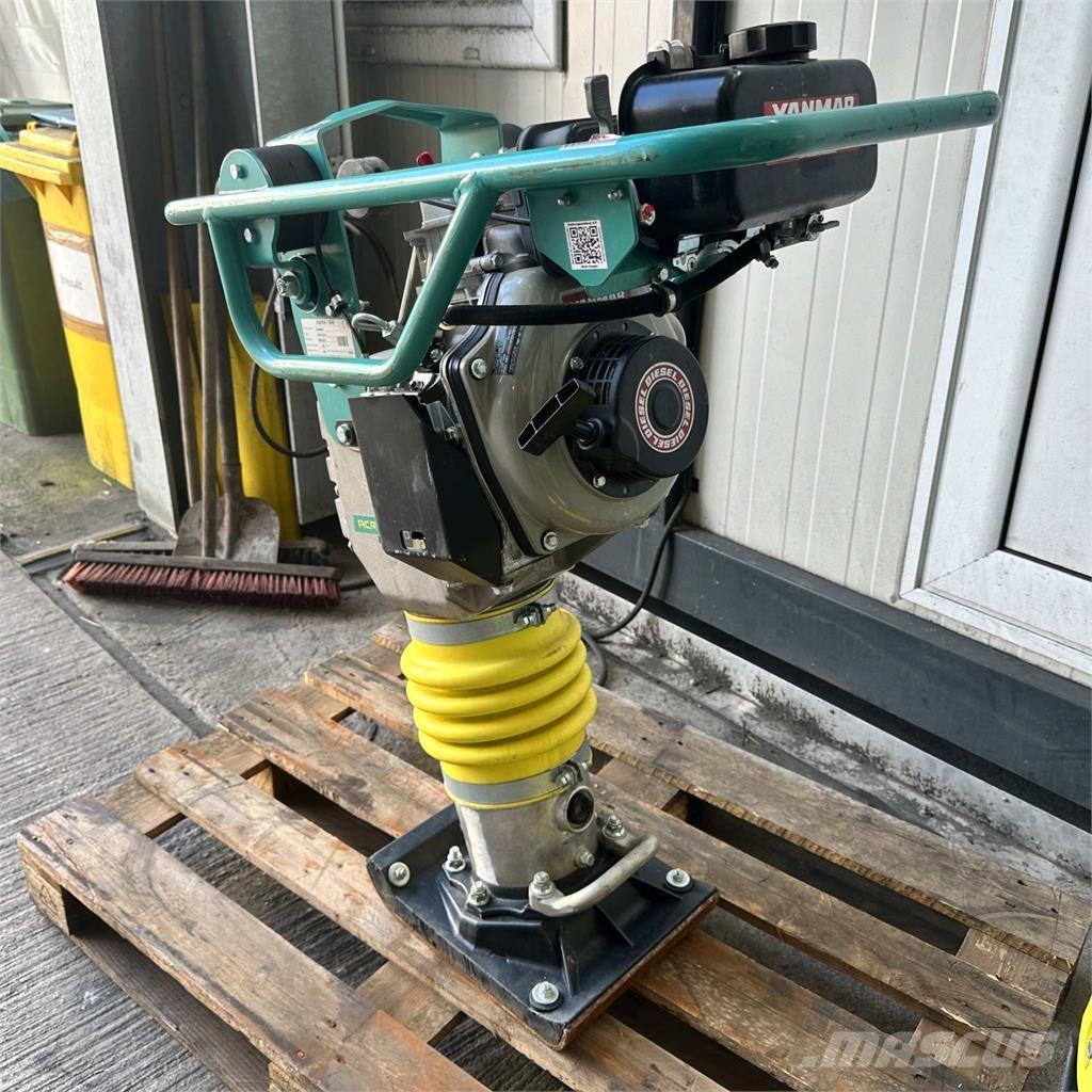  ACR 70D (2025) ACR 70D (2025) Κόπανοι