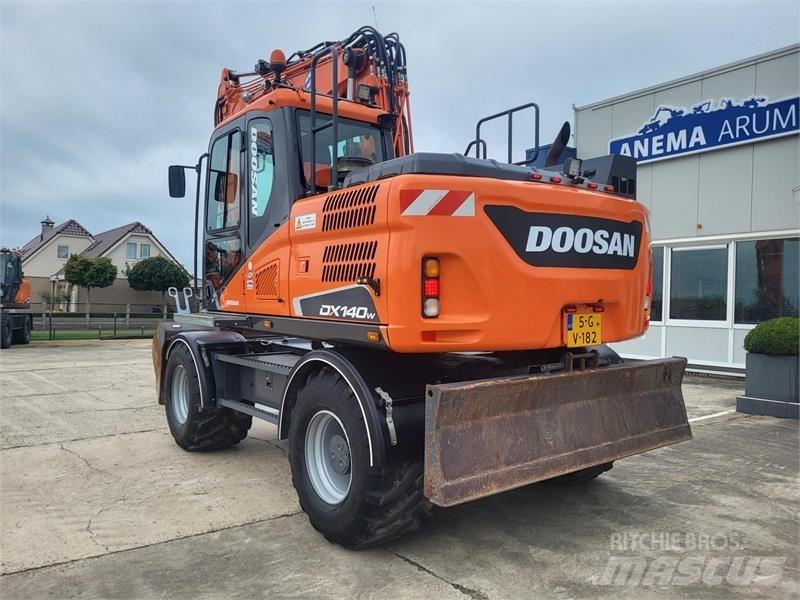 Doosan DX140W-5 Εκσκαφείς με τροχούς - λάστιχα