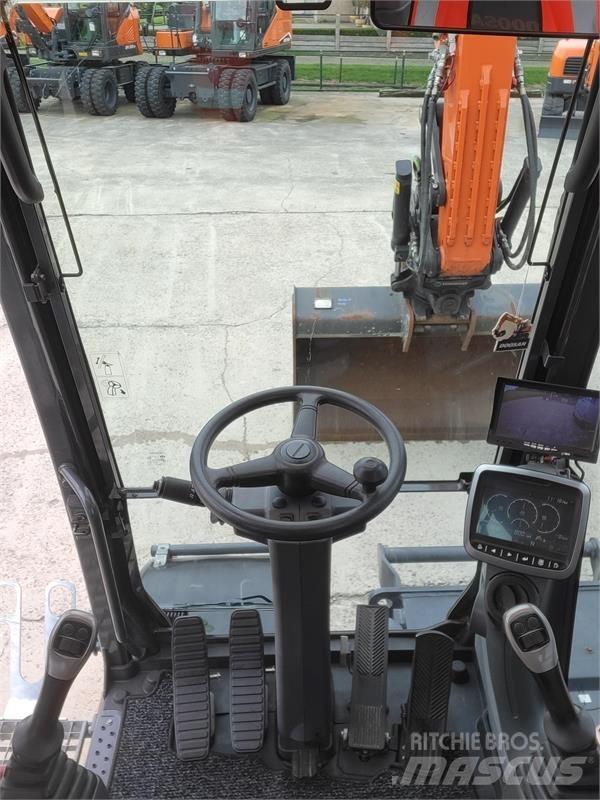 Doosan DX140W-5 Εκσκαφείς με τροχούς - λάστιχα