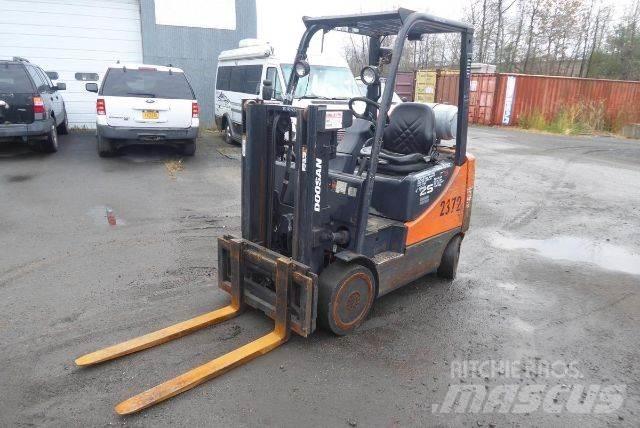 Doosan GC25P-5 Περονοφόρα ανυψωτικά κλαρκ - άλλα
