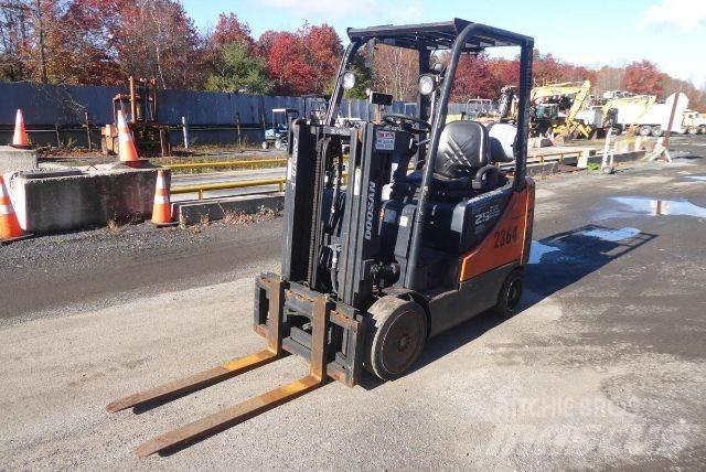 Doosan GC25P-5 Περονοφόρα ανυψωτικά κλαρκ - άλλα