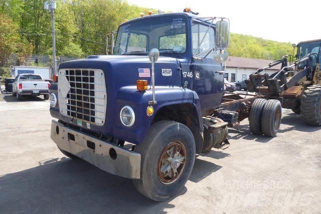 Ford 8000 Φορτηγά Σασί