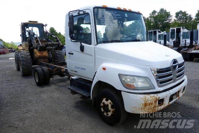 Hino 145 Φορτηγά Σασί