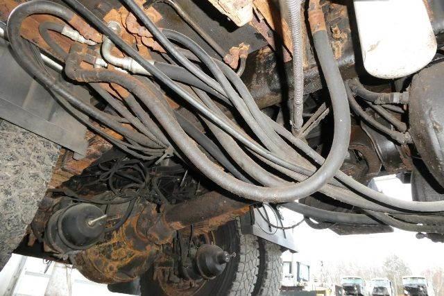 Mack CV712 Φορτηγά Ανατροπή