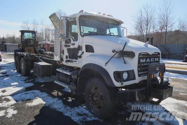 Mack CV713 Φορτηγά Σασί