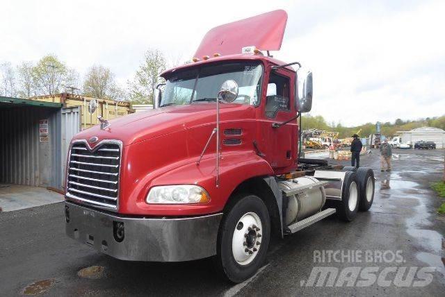 Mack CXN613 Φορτηγά Σασί