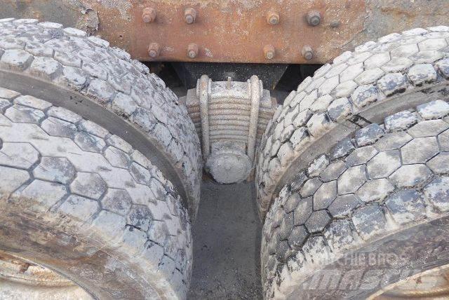 Mack MR688S Φορτηγά Σασί