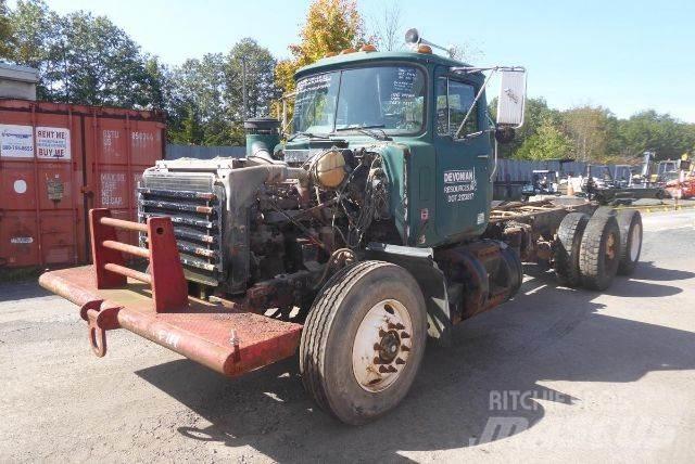 Mack RD688S Φορτηγά Σασί