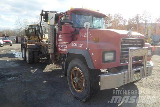 Mack RD688S Φορτηγά για εμπορευματοκιβώτια