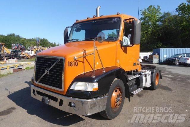 Volvo VNM42T Φορτηγά Σασί